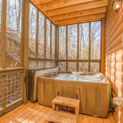 Hot tub in screened porch